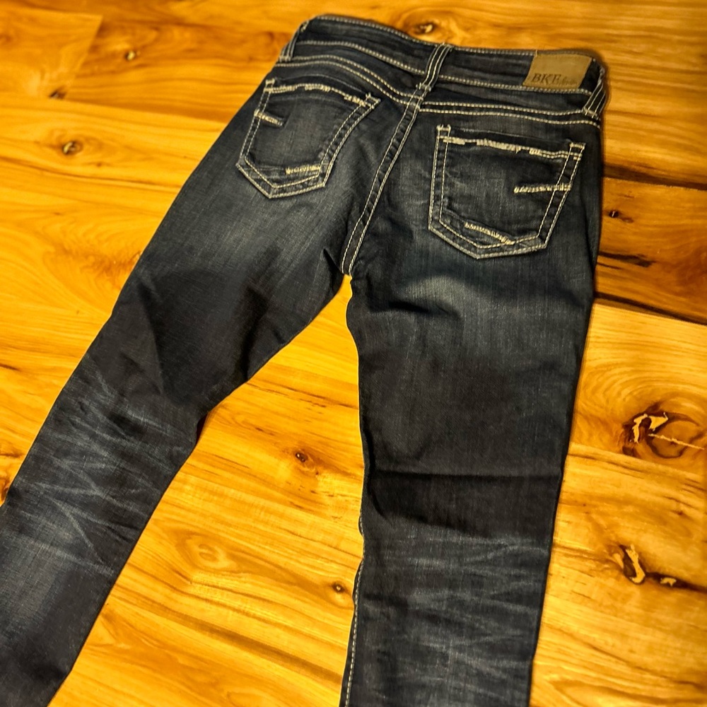Jeans - Picture 2 of 3